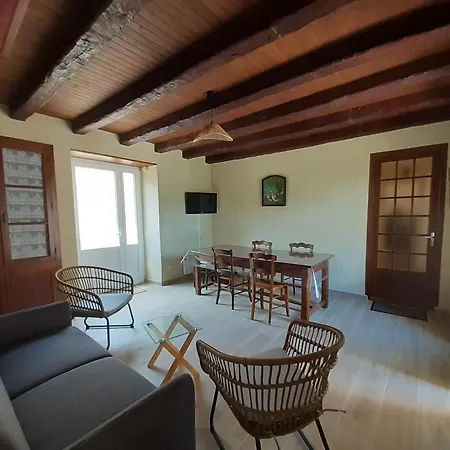 Casa de Férias Maison De Charme Perigourdine *